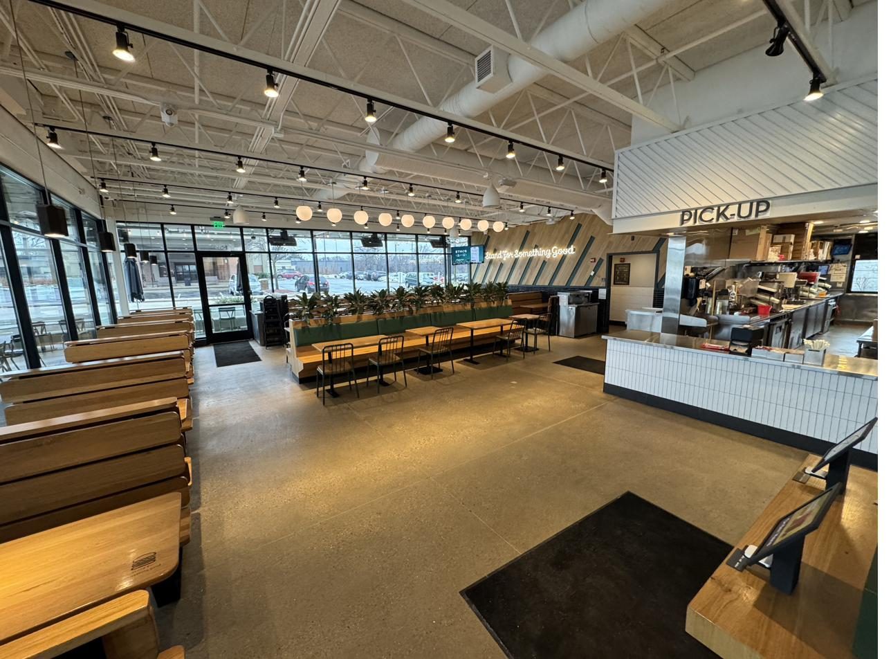 Polished concrete floor in a quick service restaurant dining room